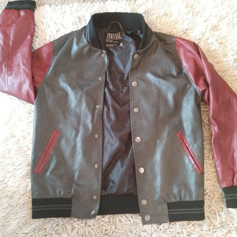 Bomber jacket